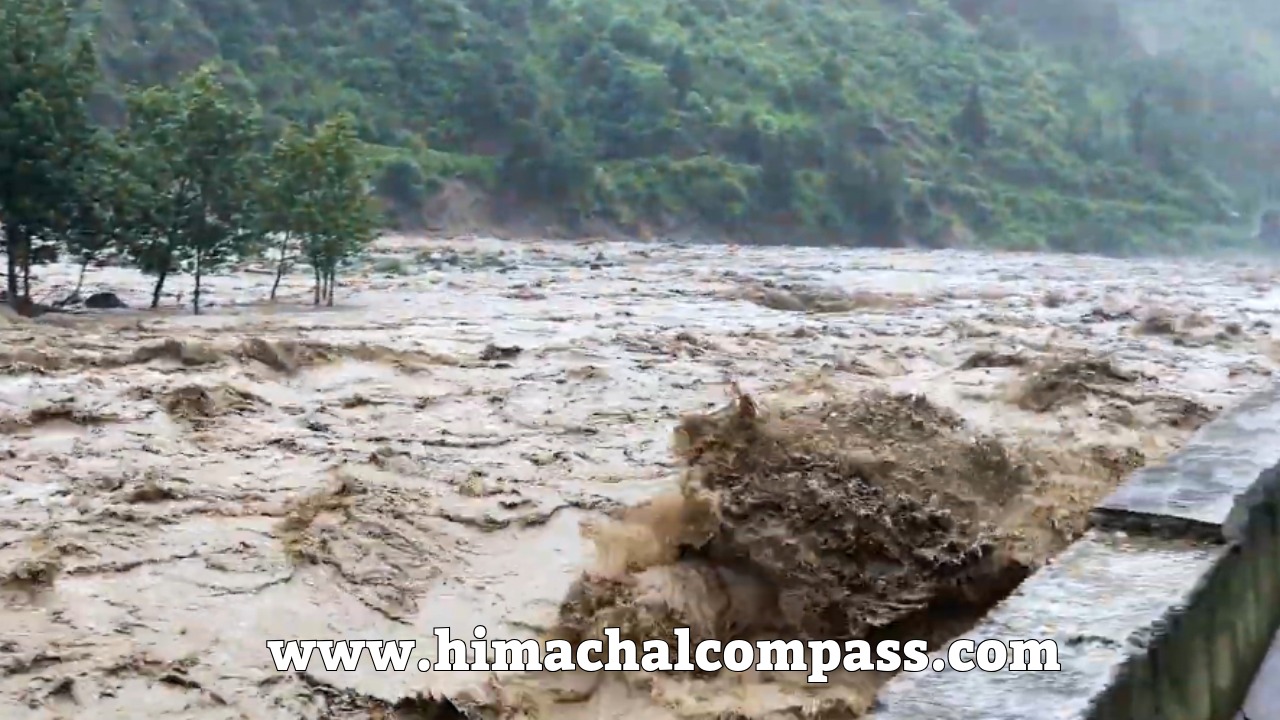 Vyas-nadi-beas-river-danger