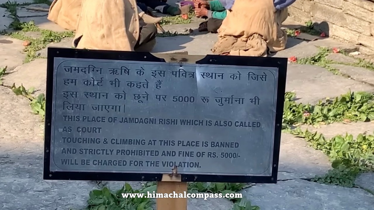 Malana-court-Himachal-cream